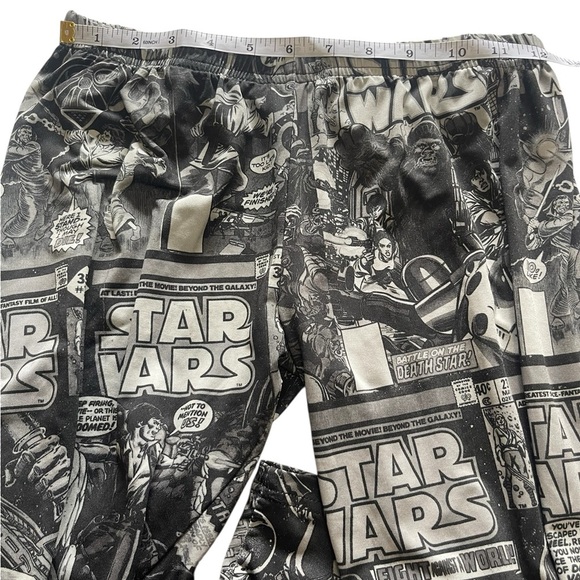 Star Wars Two Woman’s Comic Book Print Leggings Size Medium - Picture 9 of 16